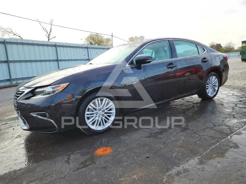 2016 Lexus ES350 photo