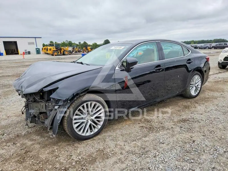 2016 Lexus ES350 photo