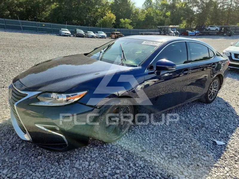 2016 Lexus ES350 photo