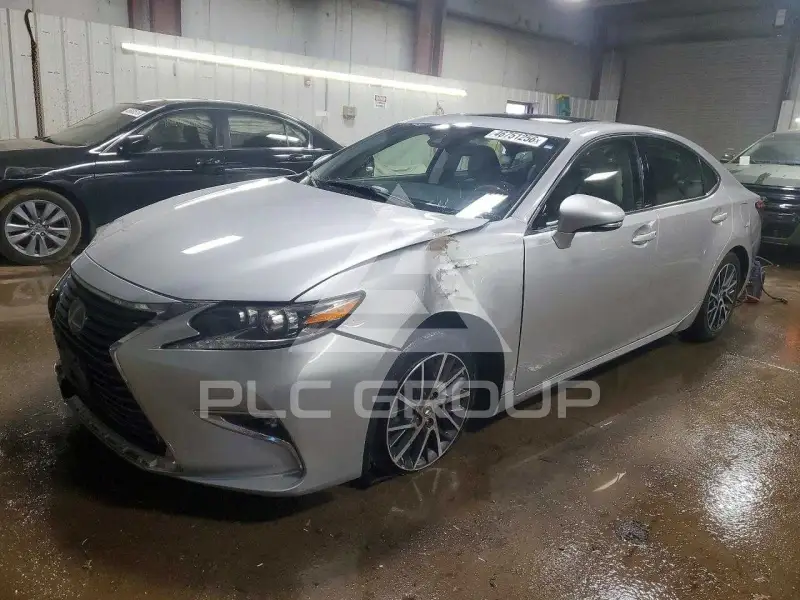 2016 Lexus ES350 фото