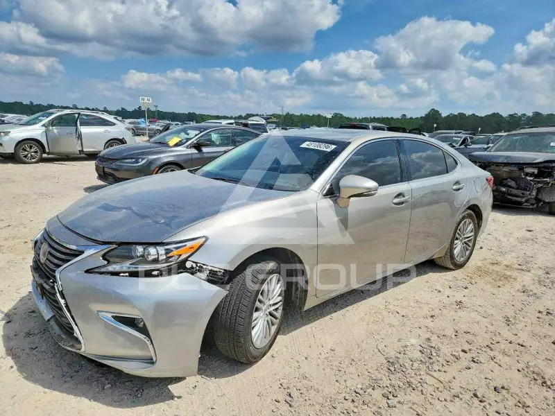 2016 Lexus ES350 фото