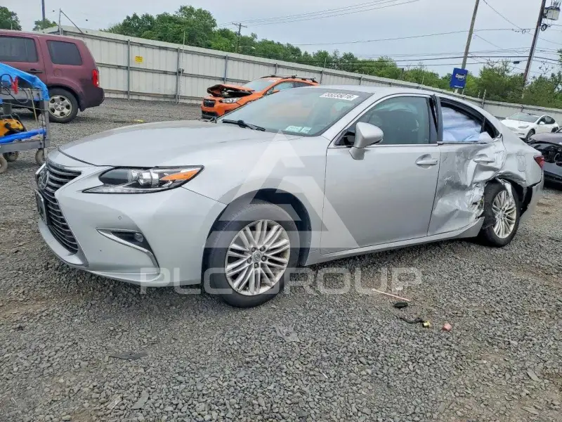 2016 Lexus ES350 фото