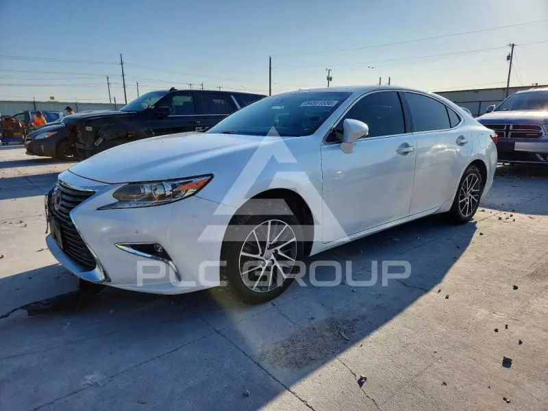2016 Lexus ES350 фото