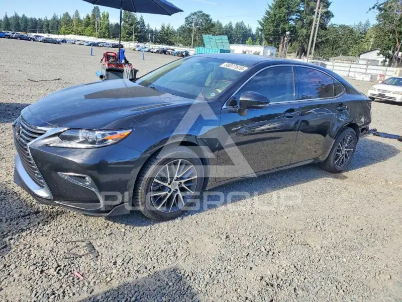2016 Lexus ES350 photo