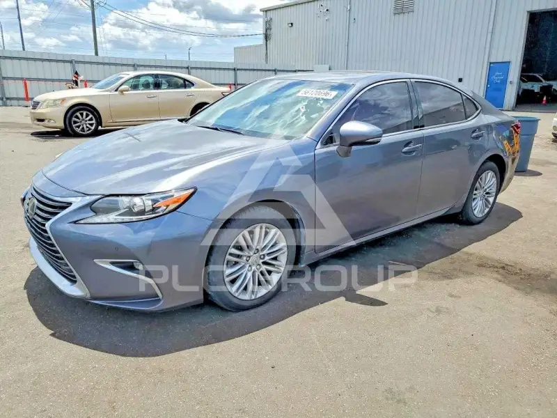 2016 Lexus ES350 фото