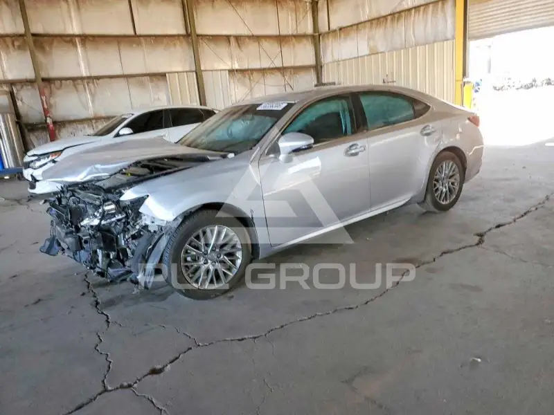2016 Lexus ES350 фото