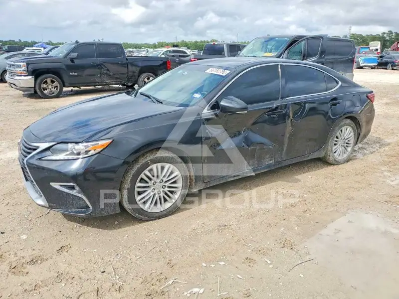 2016 Lexus ES350 photo