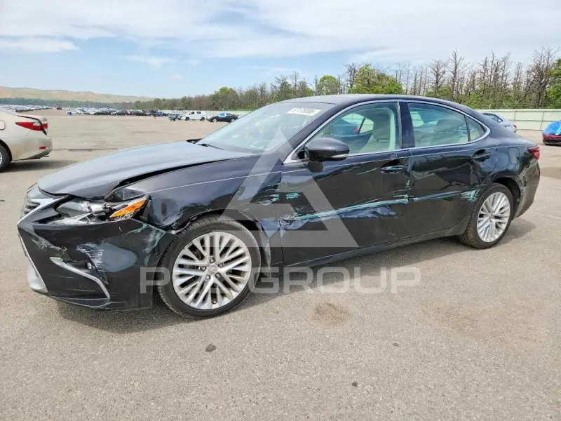 2016 Lexus ES350 фото