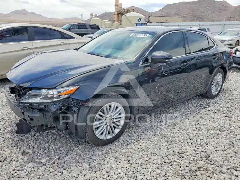 2016 Lexus ES350 photo