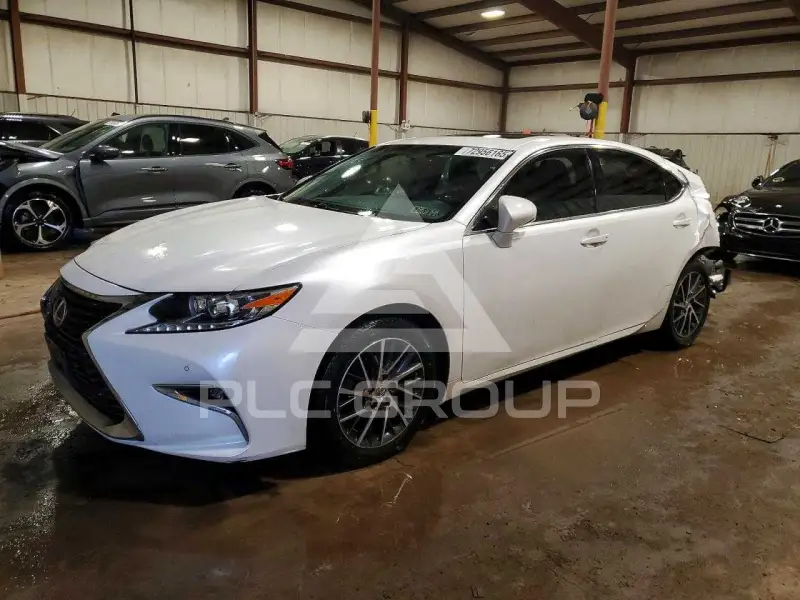 2016 Lexus ES350 фото