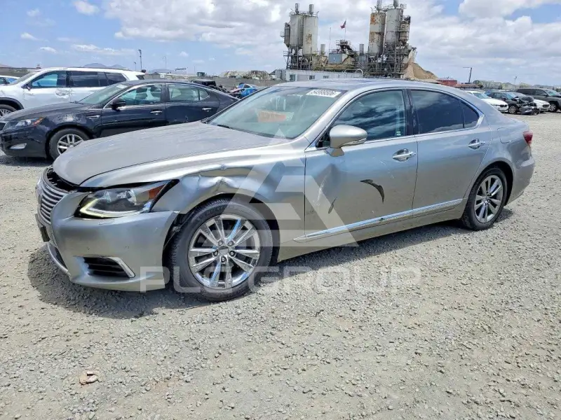 2016 Lexus LS460 photo