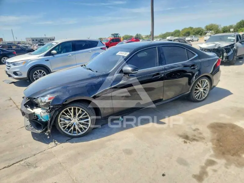 2016 Lexus IS фото