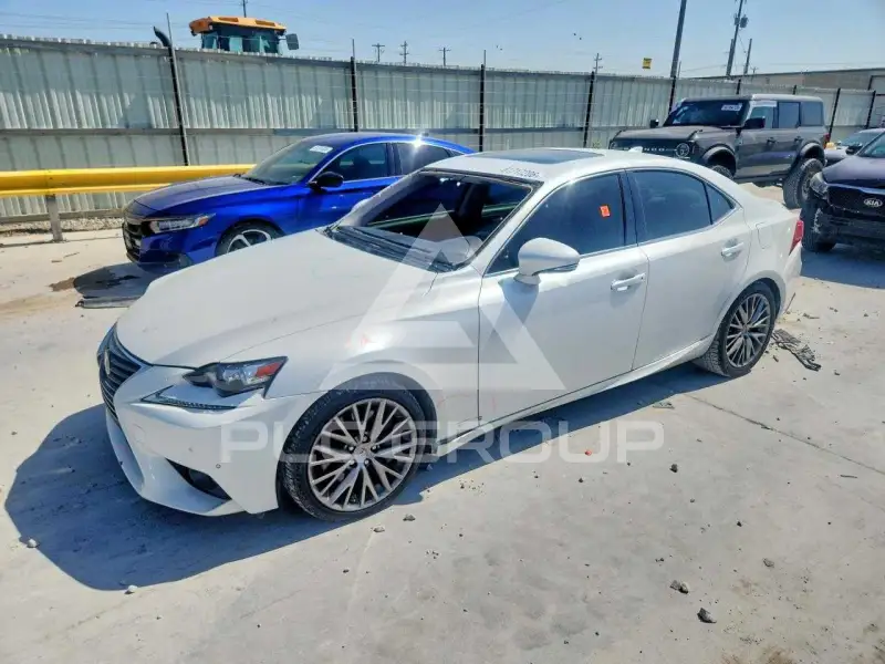 2016 Lexus IS фото