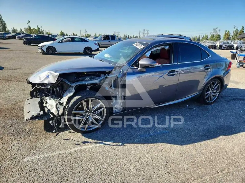 2016 Lexus IS фото