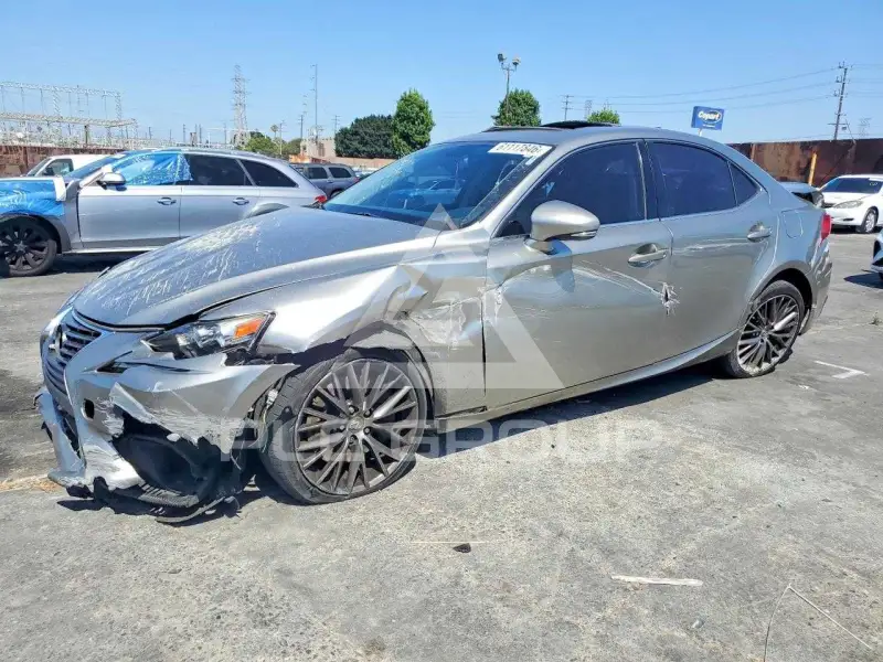 2016 Lexus IS фото