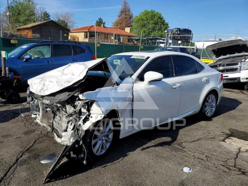 2016 Lexus IS фото