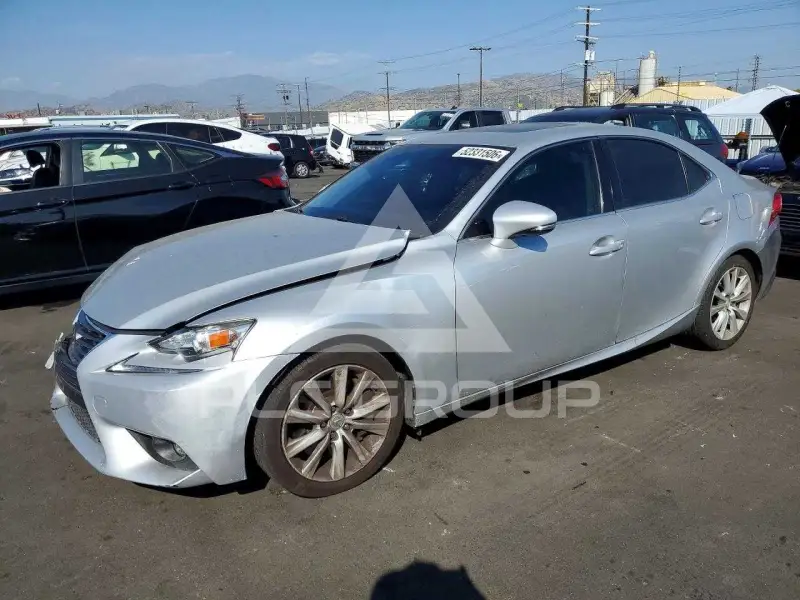 2016 Lexus IS фото