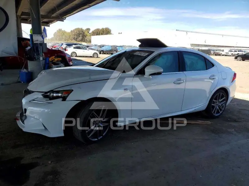 2016 Lexus IS фото