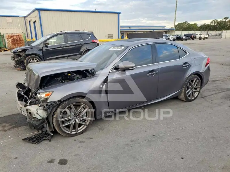 2016 Lexus IS фото