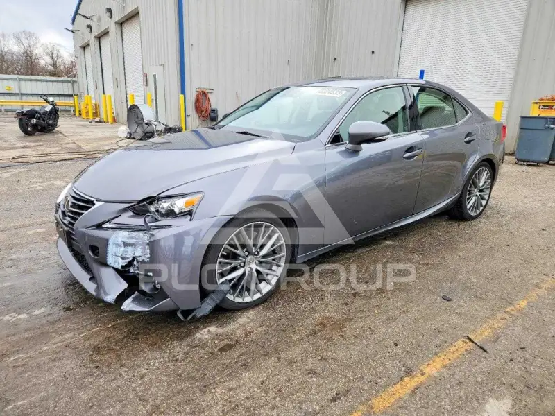 2016 Lexus IS фото