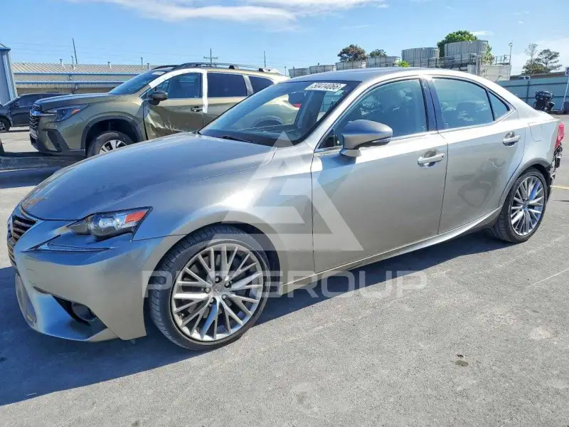2016 Lexus IS фото