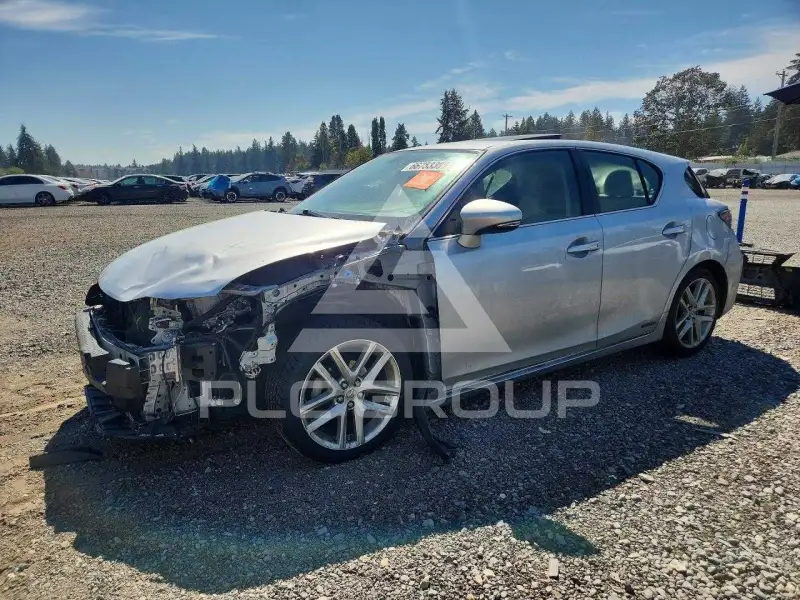 2016 Lexus CT200 photo