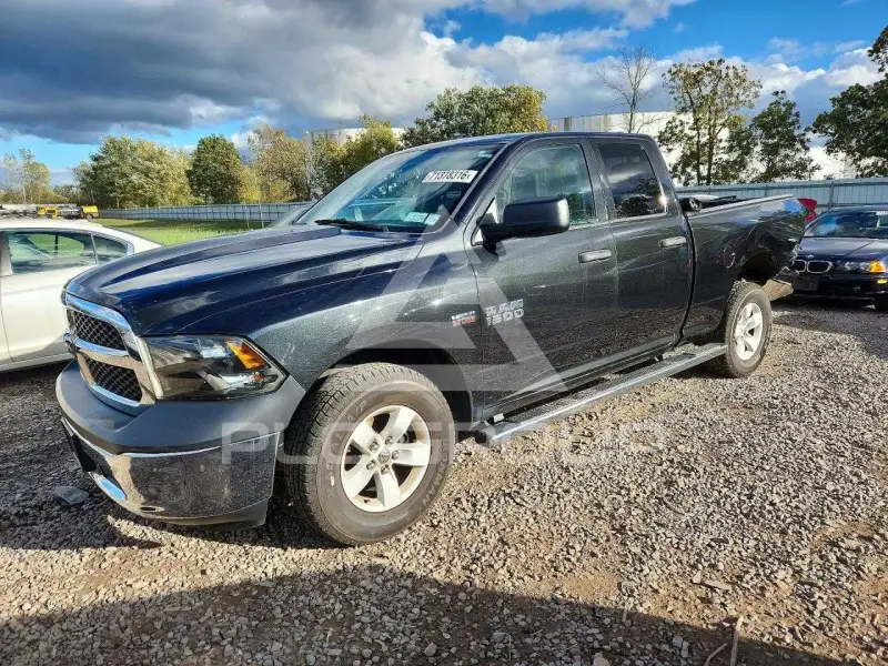 2016 RAM 1500 photo