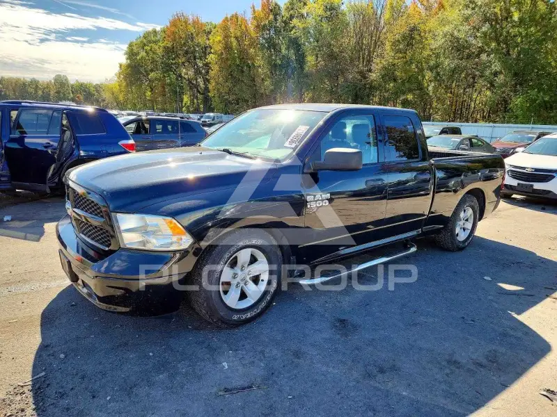 2016 RAM 1500 photo