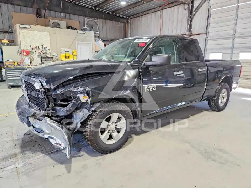2016 RAM 1500 photo