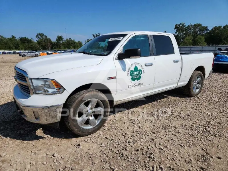 2016 RAM 1500 photo