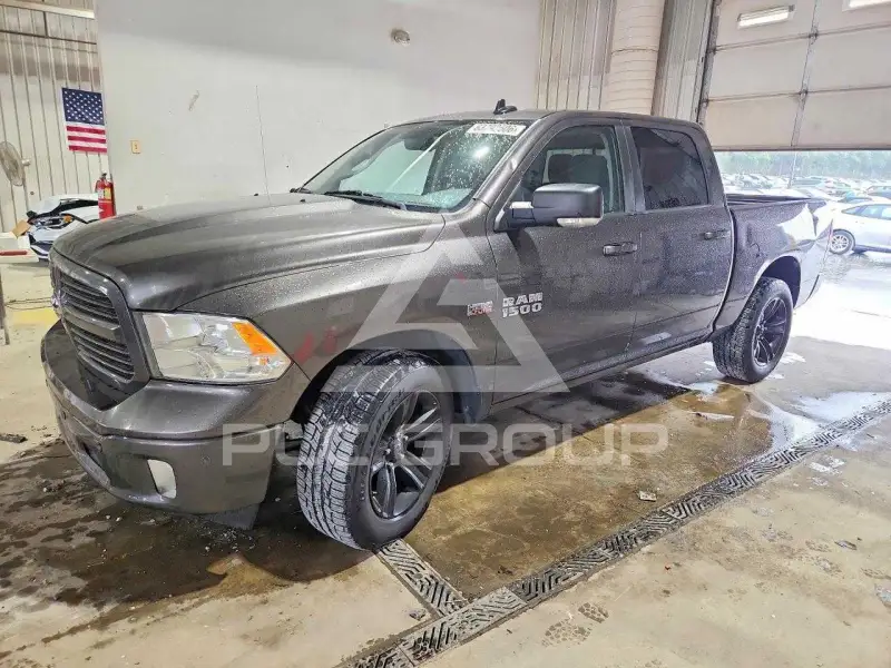 2016 RAM 1500 фото