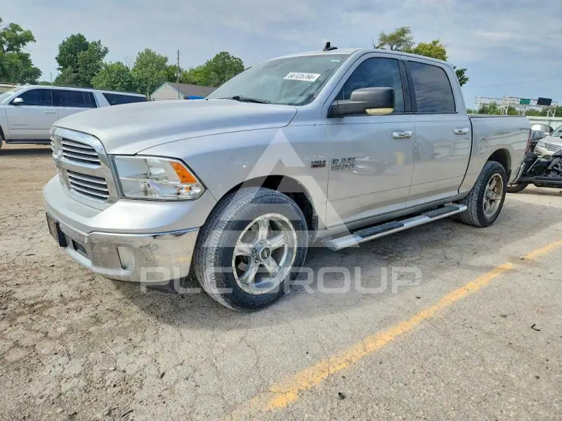 2016 RAM 1500 фото