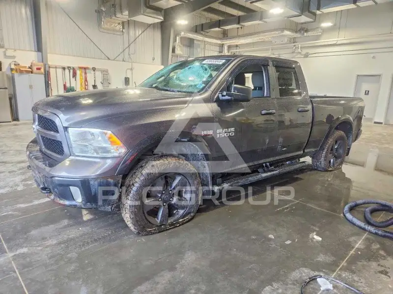 2016 RAM 1500 photo