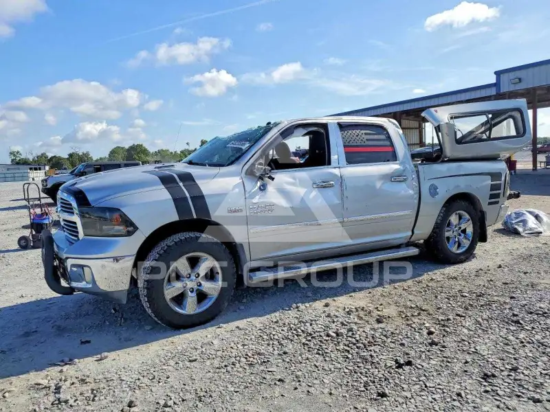 2016 RAM 1500 фото