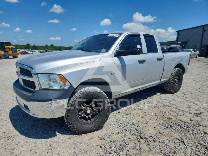 2016 RAM 1500 photo