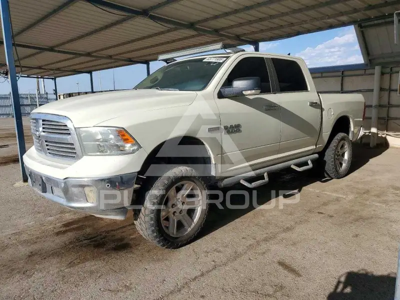 2016 RAM 1500 photo