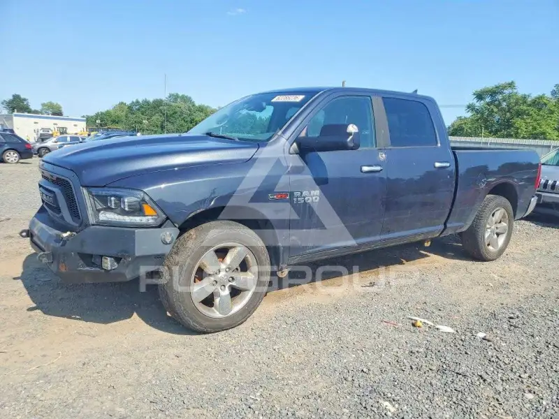 2016 RAM 1500 photo