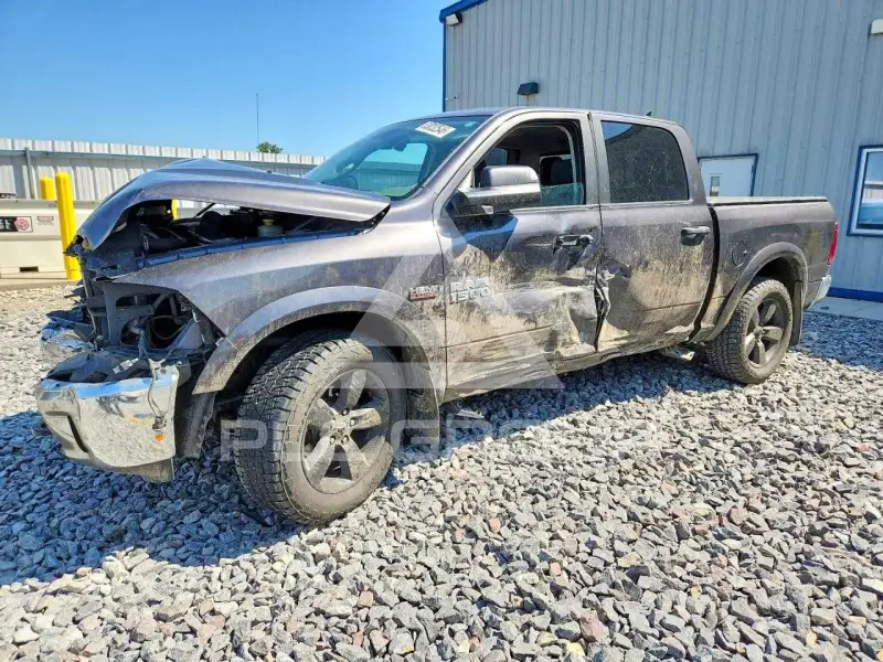 2016 RAM 1500 фото
