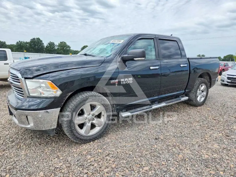2016 RAM 1500 photo