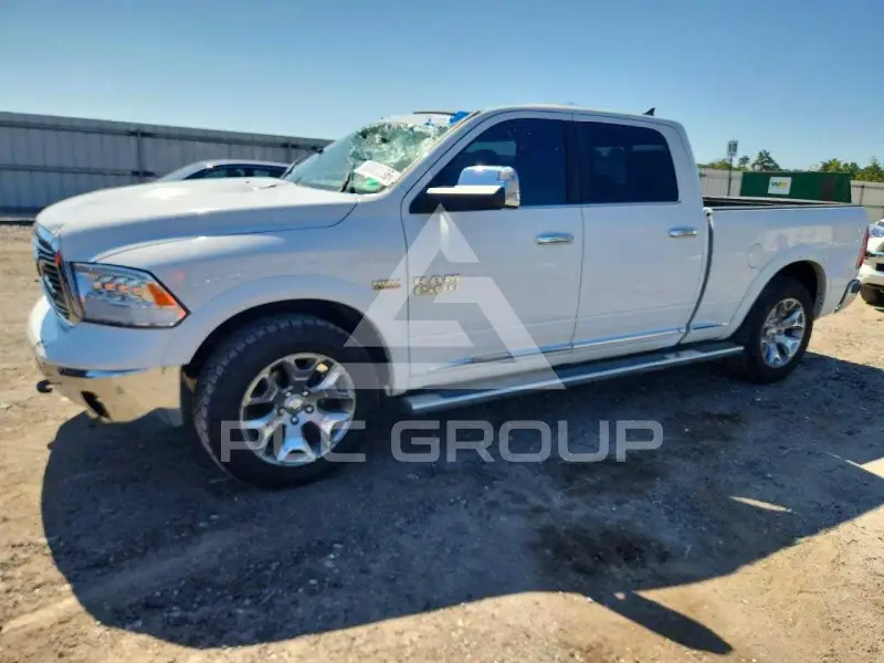 2016 RAM 1500 фото