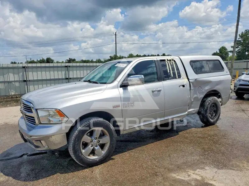 2016 RAM 1500 фото