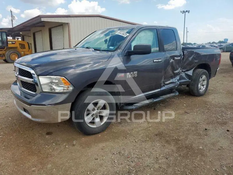 2016 RAM 1500 photo