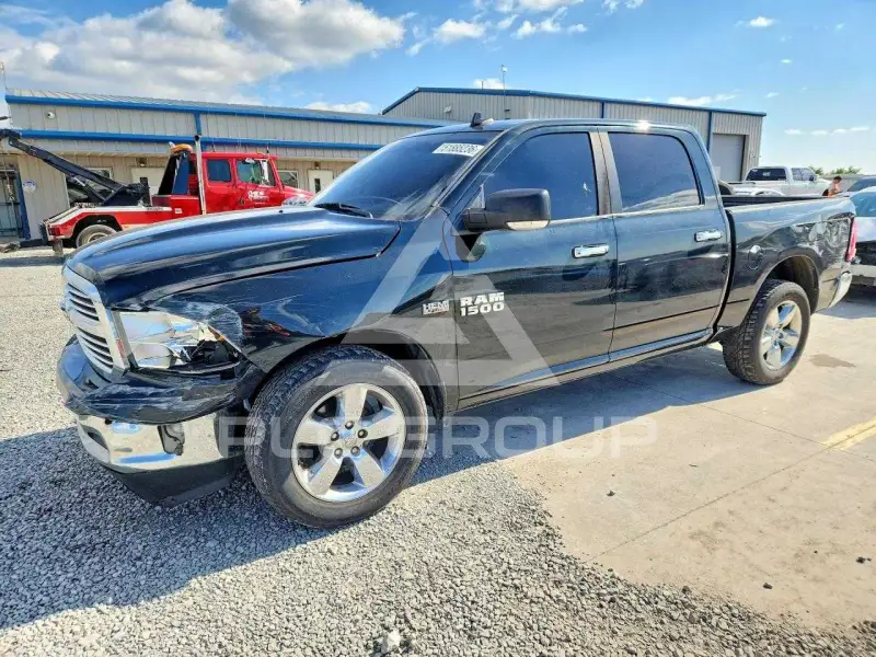 2016 RAM 1500 фото