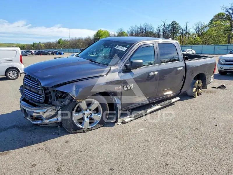 2016 RAM 1500 фото