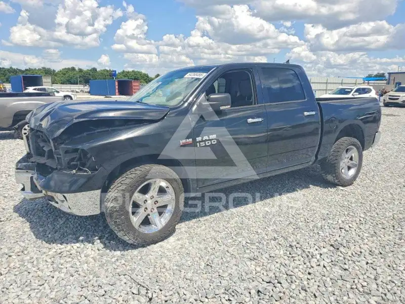 2016 RAM 1500 photo