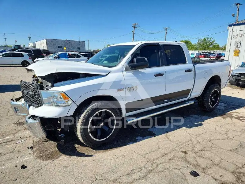 2016 RAM 1500 фото