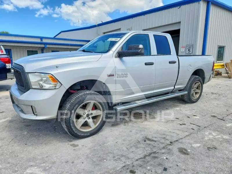 2016 RAM 1500 photo