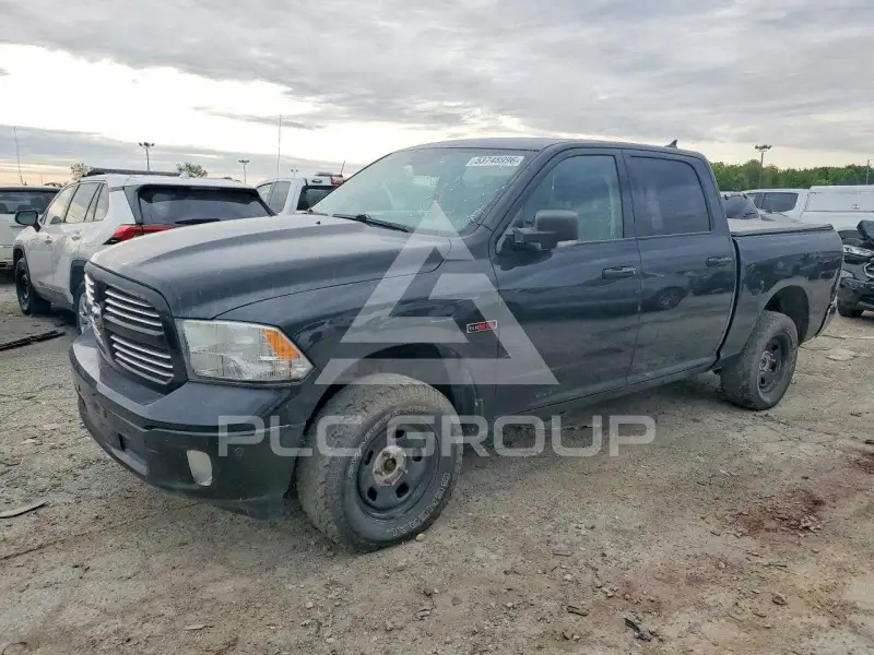 2016 RAM 1500 photo