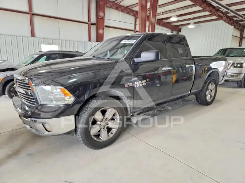 2016 RAM 1500 photo