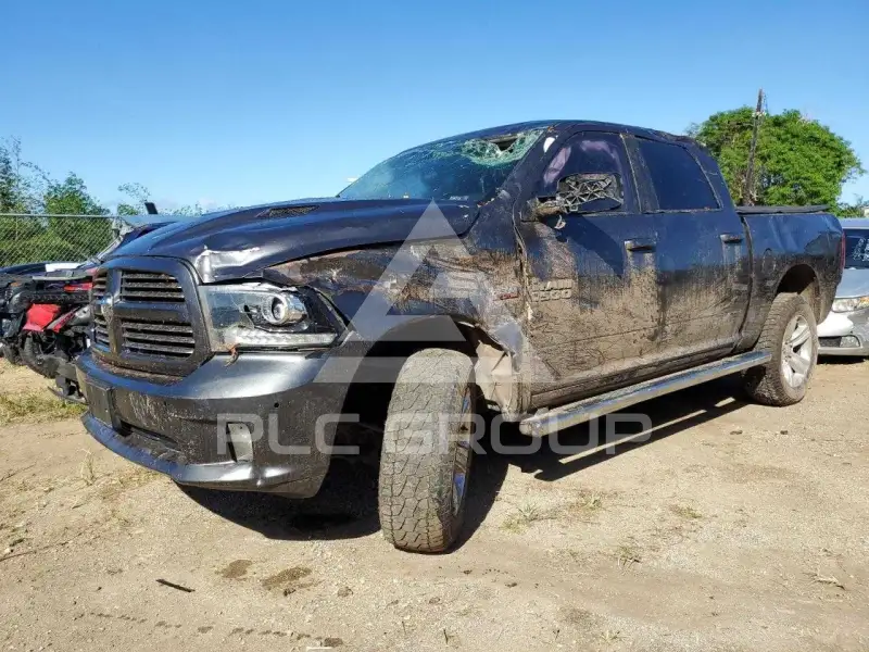 2016 RAM 1500 фото